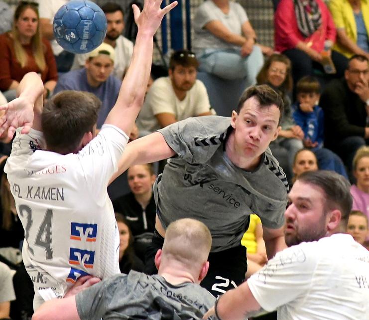1.Herren DJK Coesfeld Handball Handballer in Aktion DJK Coesfeld Handball