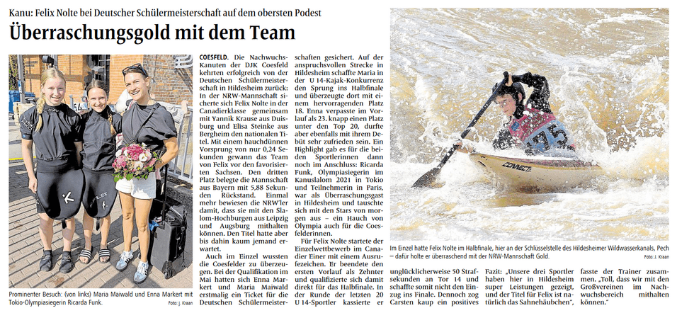 Drei Sportlerinnen posieren fröhlich mit Blumenstrauß, während ein Kanute auf wilder Wasserstrecke paddelt.